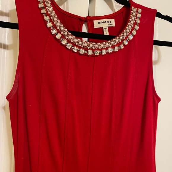 Small Red bejewelled neckline Monteau Dress - Picture 4 of 7